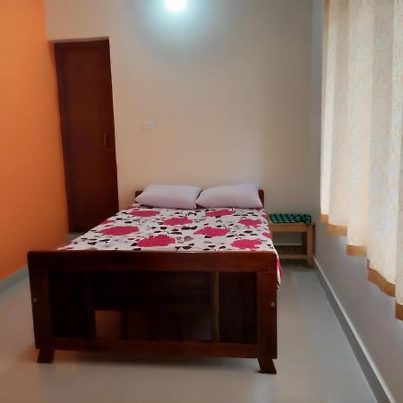 Krishna Kuteera Apartment Siddapura  Exterior photo